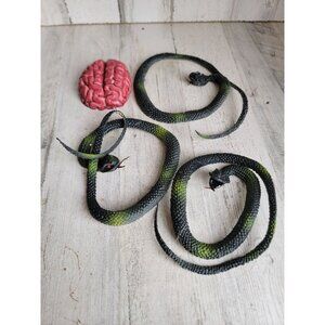 Scary rubber snake brain Halloween prop decor set spooky